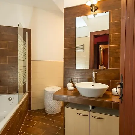 Holiday home Casa Da Quinta, Piscina Privada, Da Areia Branca 8 Km