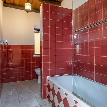 Casa Da Quinta, Piscina Privada, Da Areia Branca 8 Km Holiday home Reguengo Pequeno